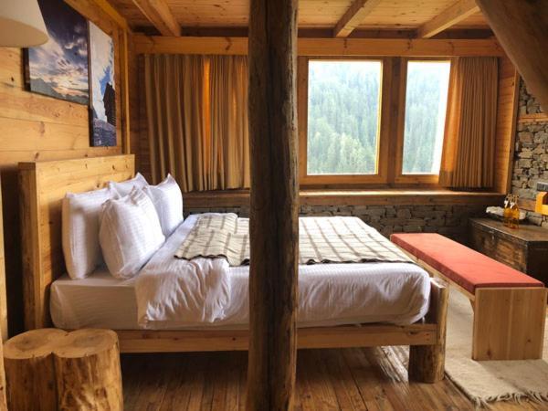 Skyline Villa Rental Нарканда Екстериор снимка