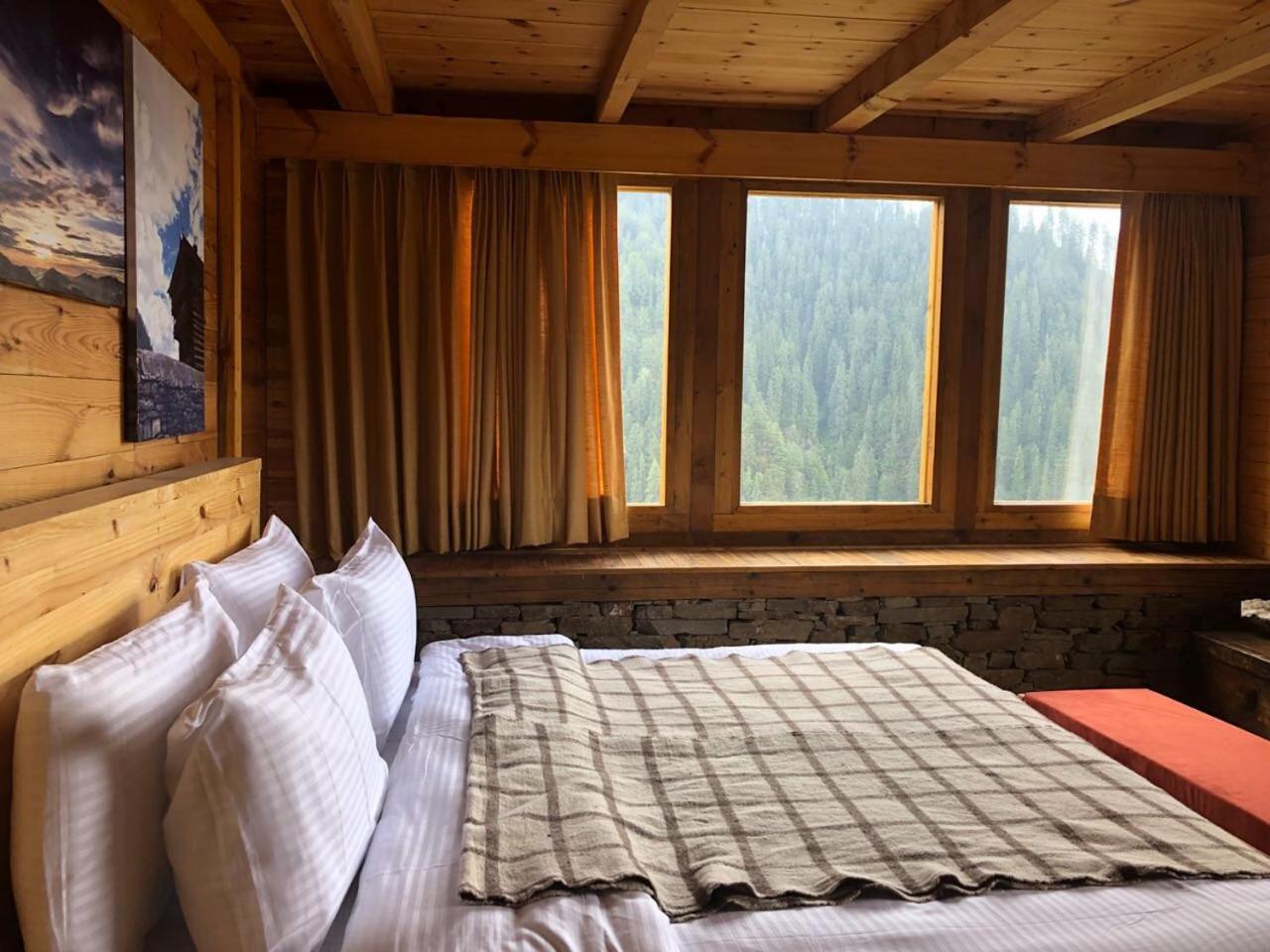 Skyline Villa Rental Нарканда Екстериор снимка