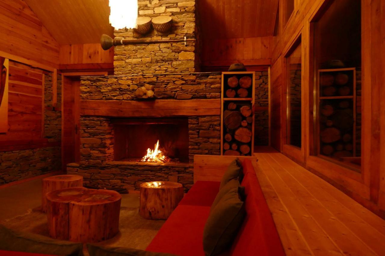 Skyline Villa Rental Нарканда Екстериор снимка